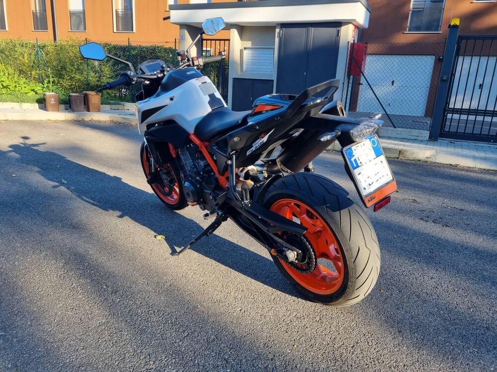KTM 890 Duke R (2021) (3)