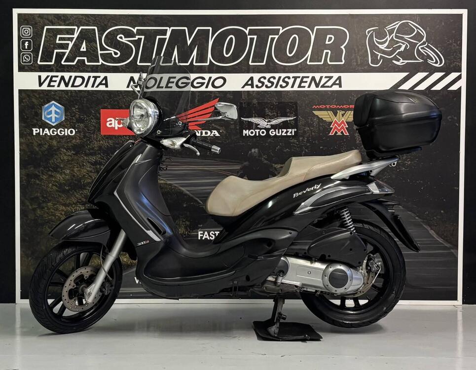 Piaggio Beverly Tourer 250 (3)