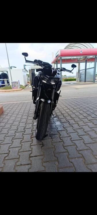 Yamaha MT-09 (2017 - 20) (4)