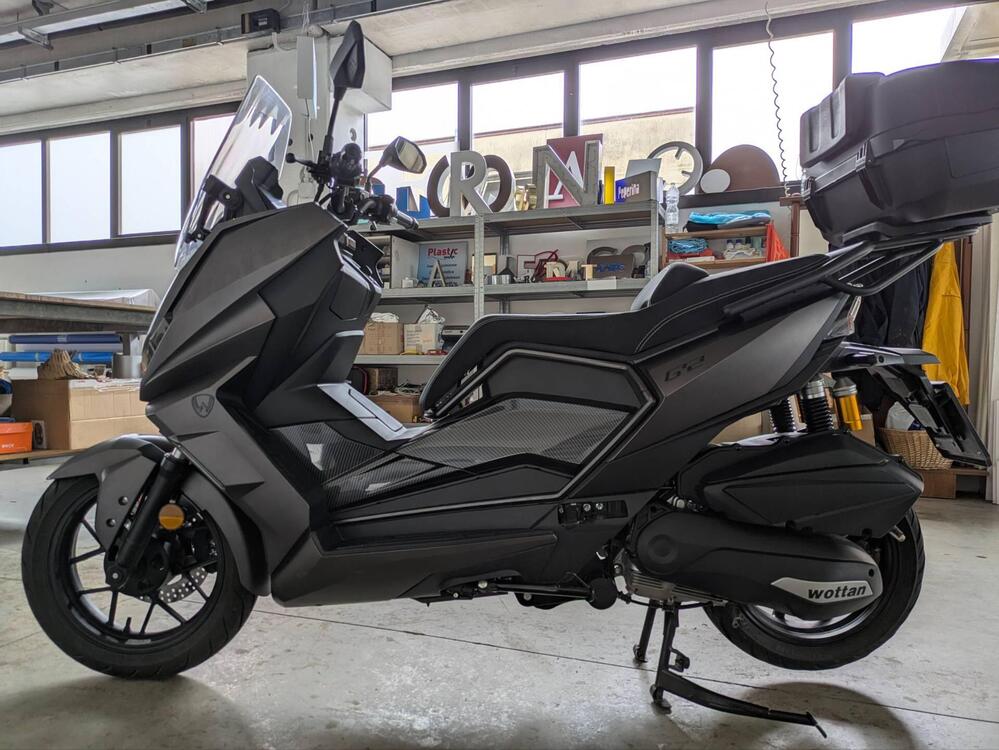 Wottan Motor GT2 300 (2025) (3)