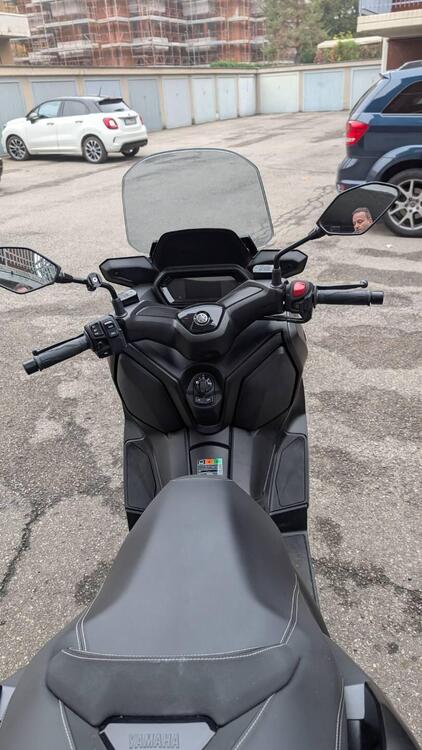Yamaha X-Max 300 (2021 - 24) (5)
