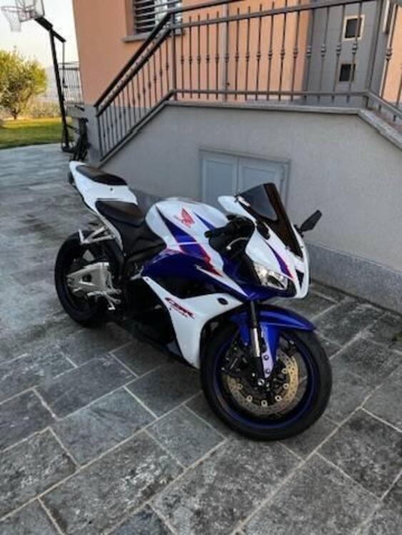 Honda CBR 600 RR C-ABS (2009 - 12) (3)