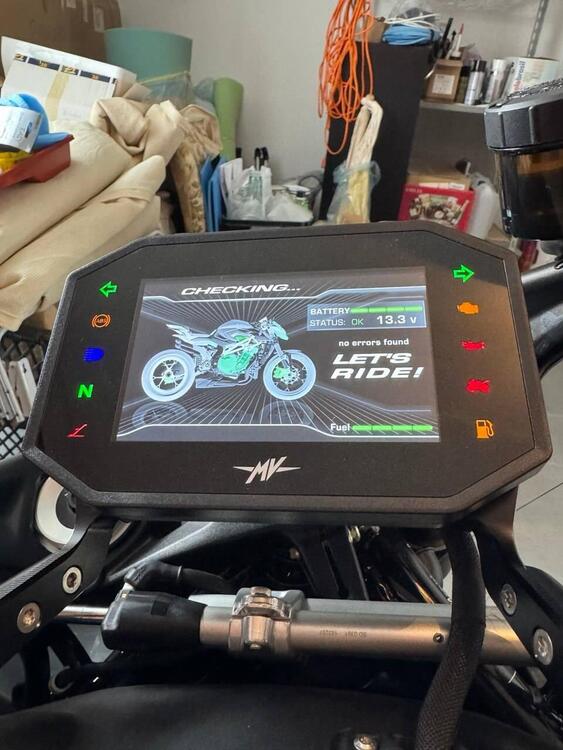 MV Agusta Brutale 1000 RS (2022 - 25) (2)