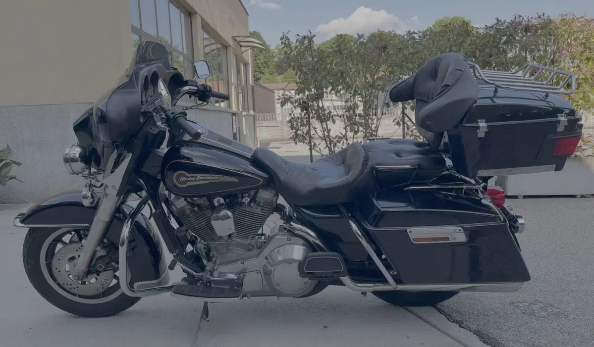Harley-Davidson 1340 Electra Glide Standard (1995 - 99) - FLHT (2)