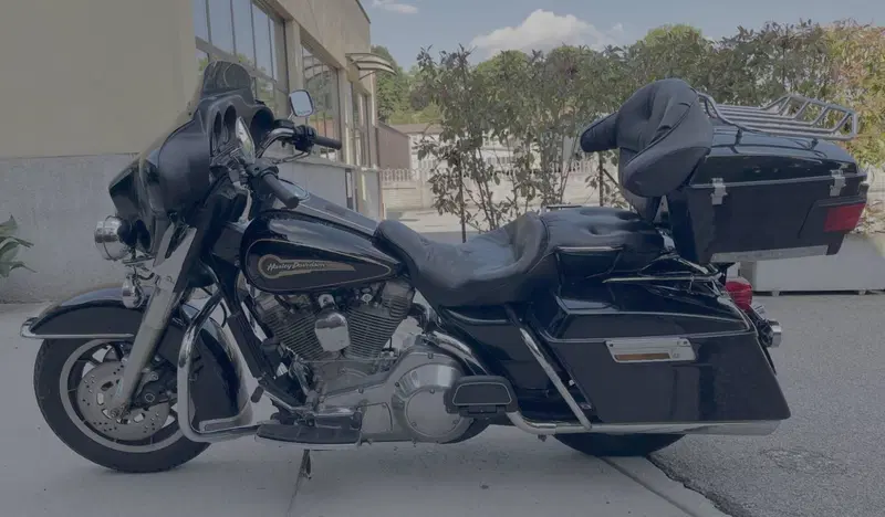 Harley-Davidson 1340 Electra Glide Standard (1995 - 99) - FLHT (2)