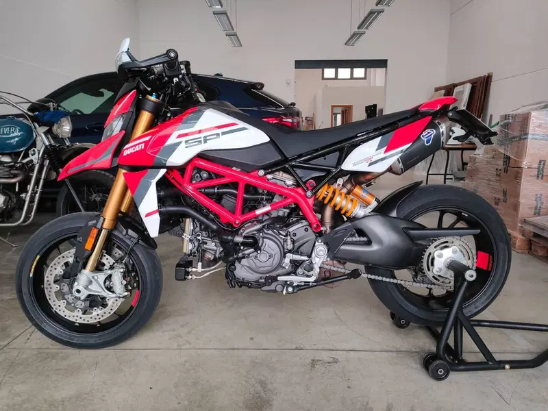 Ducati Hypermotard 950 SP (2022 - 25) (6)