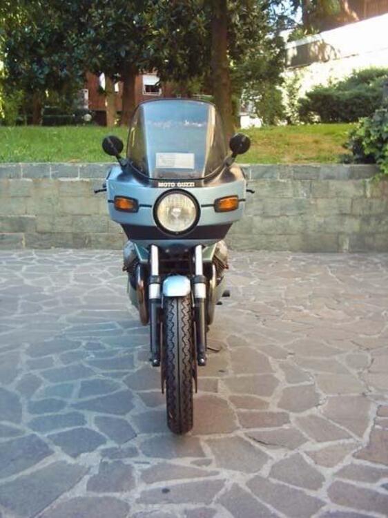 Moto Guzzi 1000SP