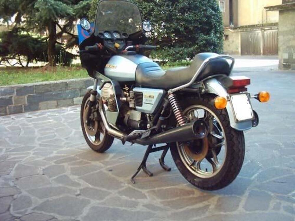 Moto Guzzi 1000SP (2)