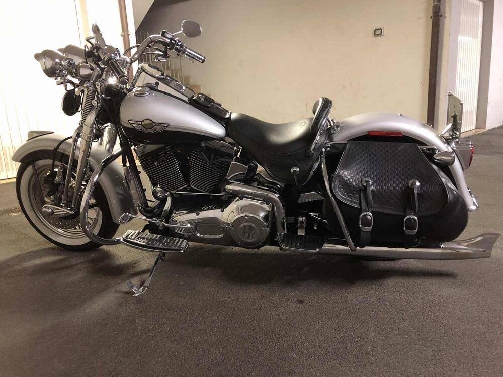 Harley-Davidson 1450 Heritage Springer (2000 - 03) - FLSTS