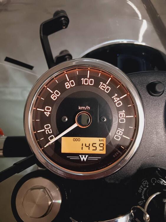 Kawasaki W 800 (2021 - 25) (5)