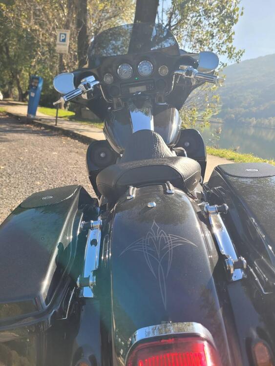 Harley-Davidson 1800 Street Glide (2012 - 13) - FLSTSE (3)