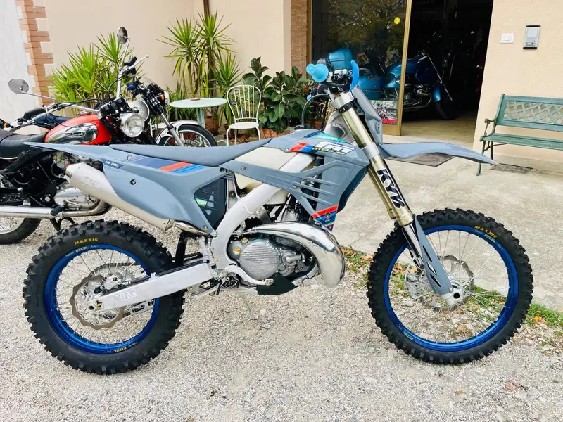 Tm Moto EN 300 Fi ES 2T (2026)