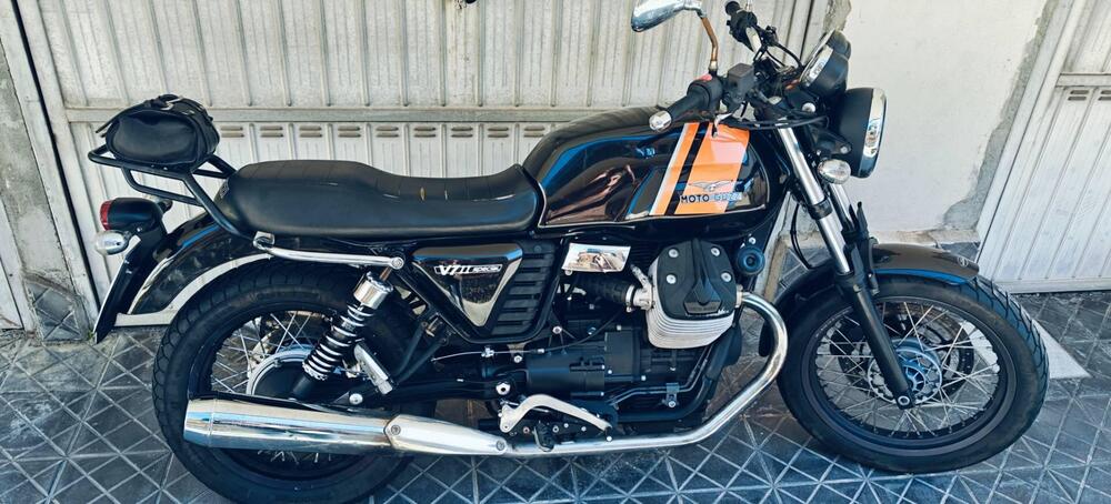 Moto Guzzi V7 II Special (2015 - 17) (2)