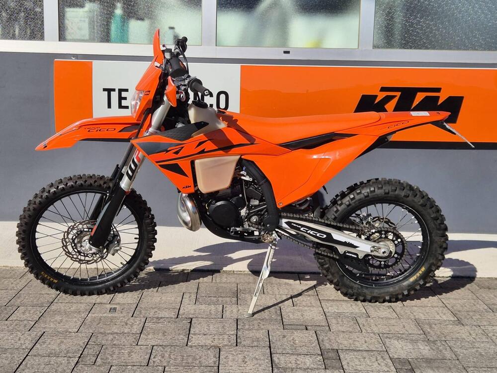 KTM 250 EXC TBI (2024) (3)