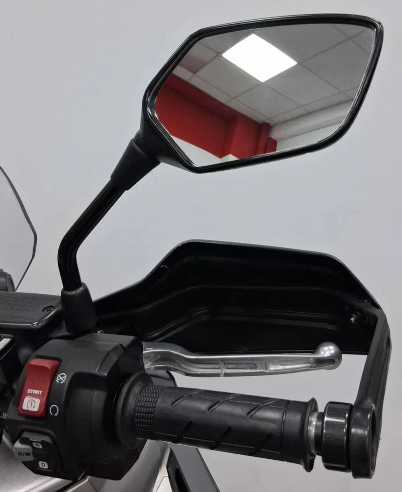 Honda X-ADV 750 DCT (2021 - 24) (6)