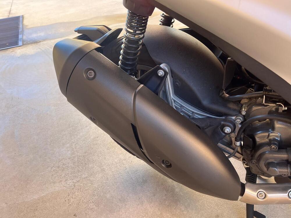 Piaggio Beverly 300 S (2021) (4)