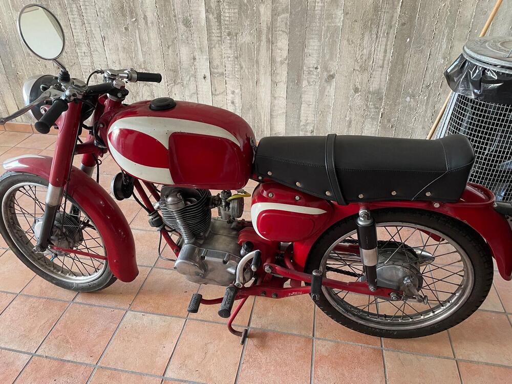 Moto Morini Corsaro 125 (4)