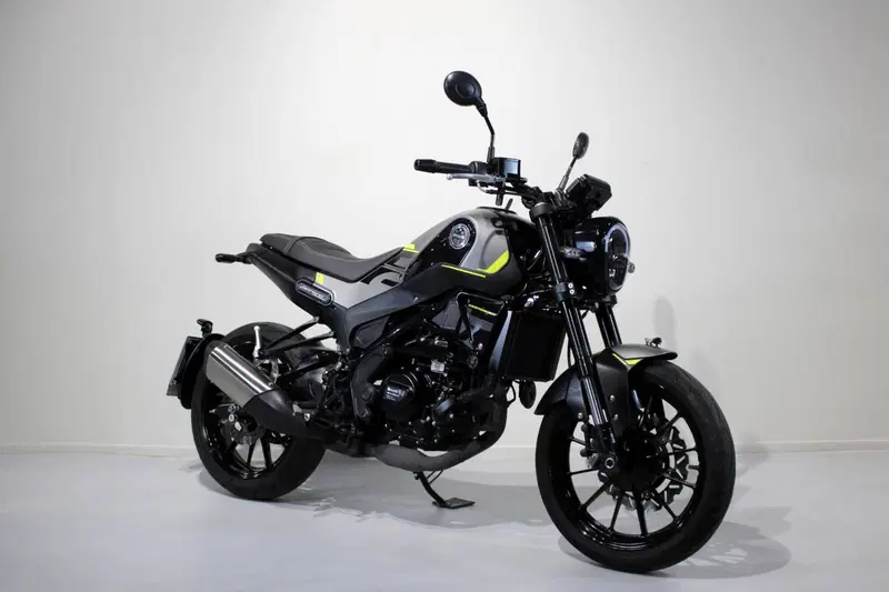 Benelli Leoncino 250 (2021 - 25) (2)