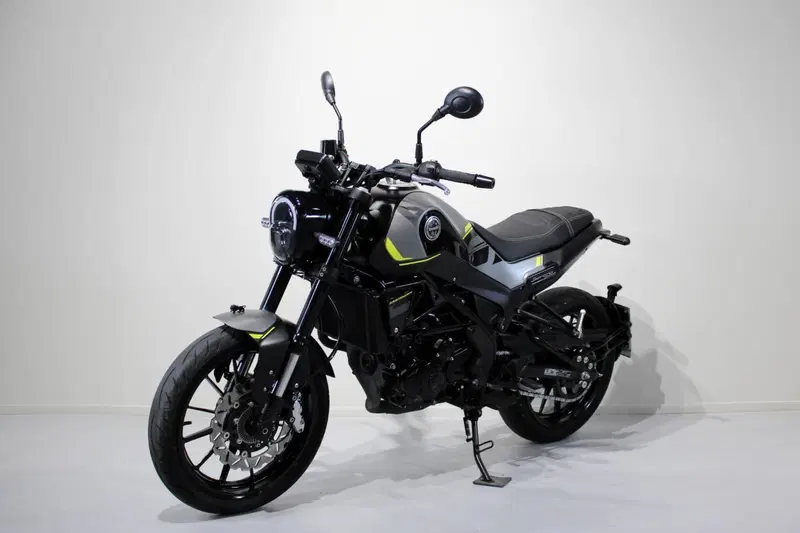 Benelli Leoncino 250 (2021 - 25) (3)