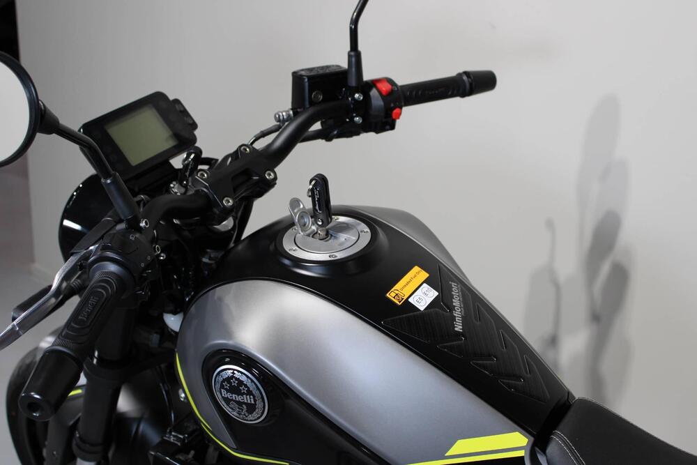 Benelli Leoncino 250 (2021 - 25) (5)