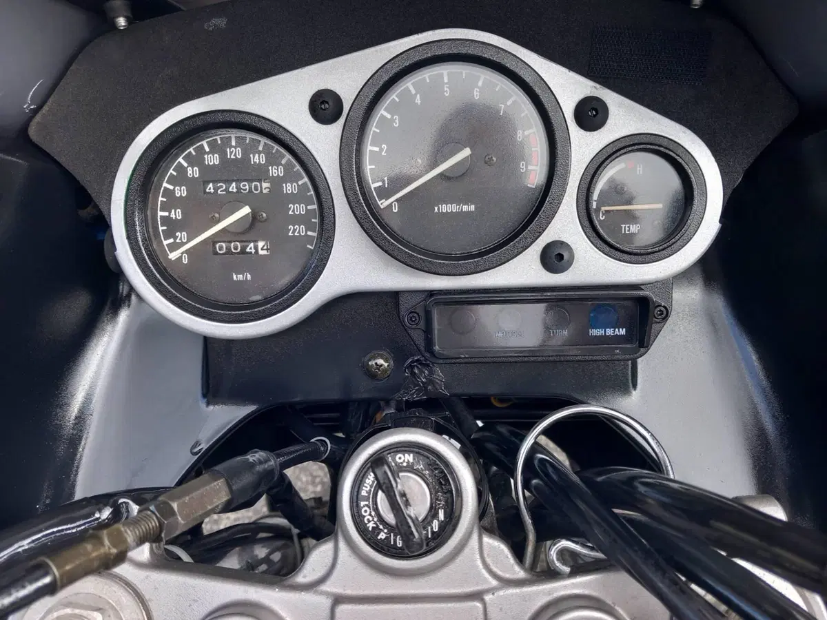 Yamaha TDM 850 (1991 - 95) (7)