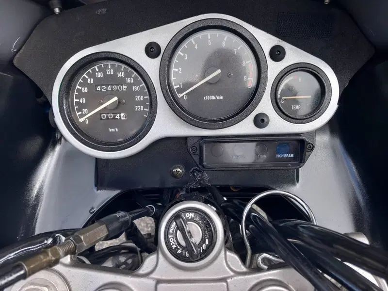 Yamaha TDM 850 (1991 - 95) (7)