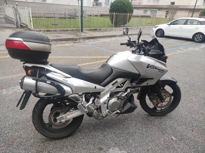 Suzuki V-Strom 1000 (2002 - 06)