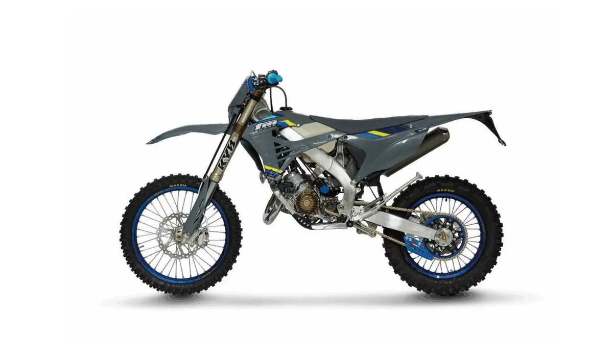 Tm Moto EN 125 EN 125 ES Fi 2T TM Corse (2026) (3)
