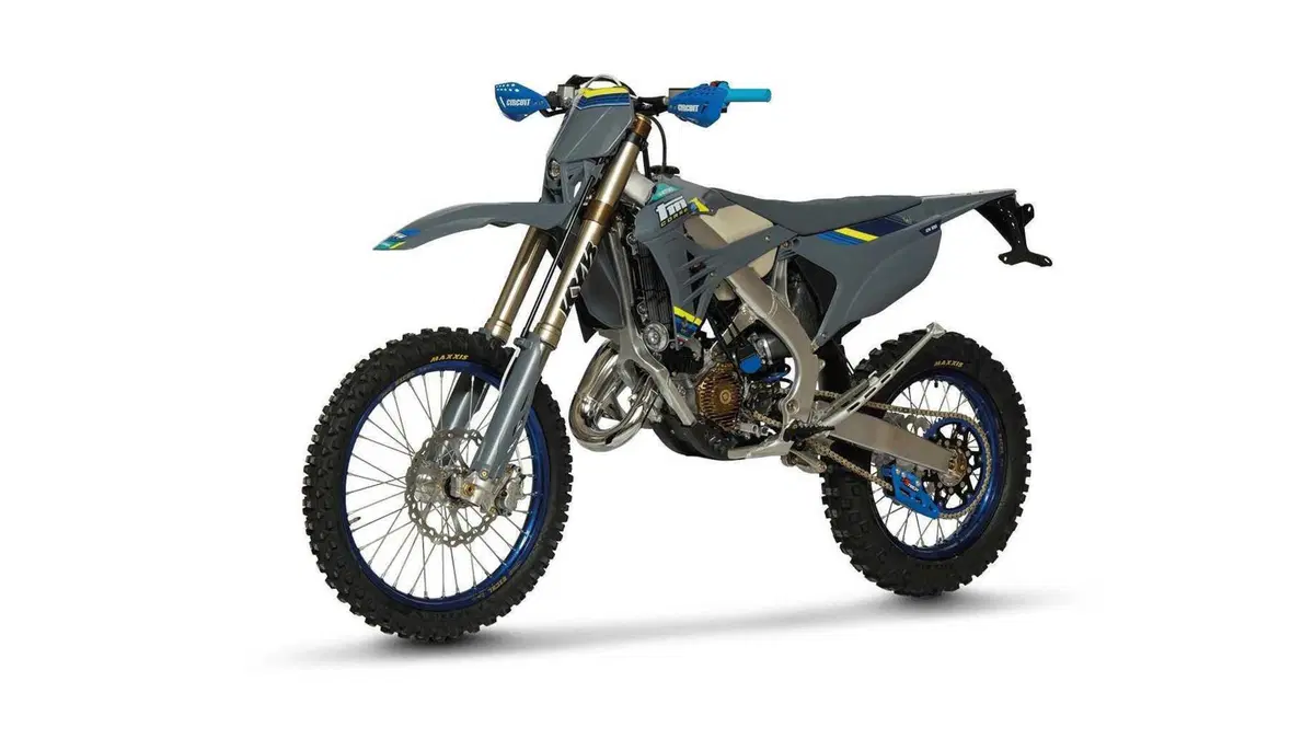 Tm Moto EN 125 EN 125 ES Fi 2T TM Corse (2026) (4)