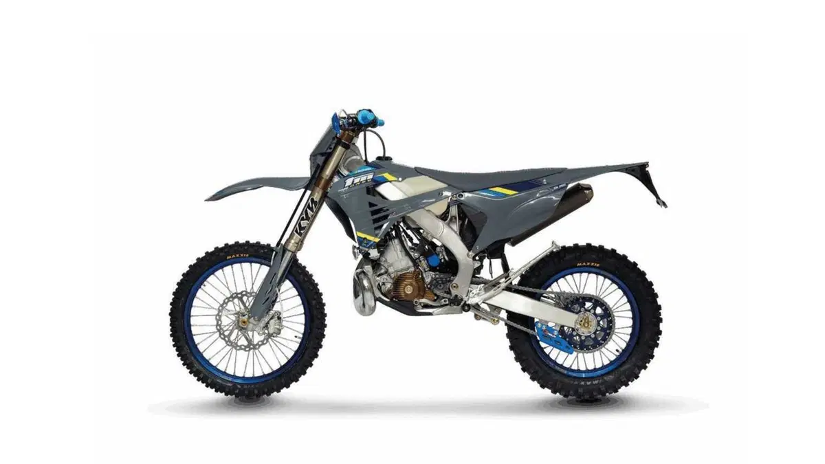 Tm Moto EN 250 EN 250 ES Fi 2T TM Corse (2026) (3)