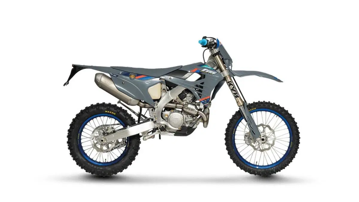 Tm Moto EN 250 F EN 250 ES Fi 4T (2026) (2)
