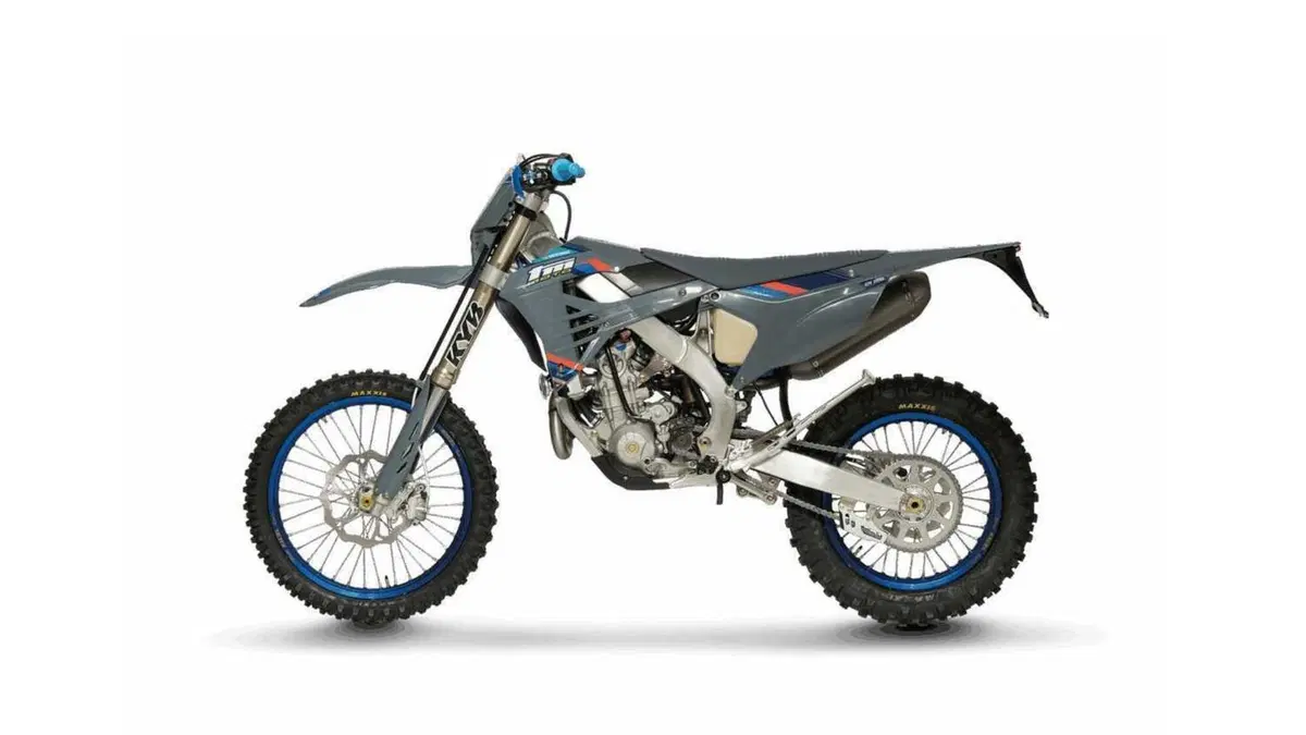 Tm Moto EN 250 F EN 250 ES Fi 4T (2026) (3)