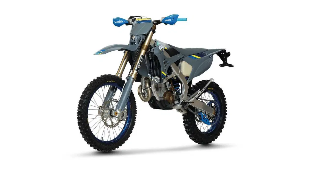 Tm Moto EN 250 F EN 250 ES Fi 4T TM Corse (2026) (4)