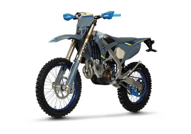 Tm Moto EN 250 F EN 250 ES Fi 4T TM Corse (2026) (4)