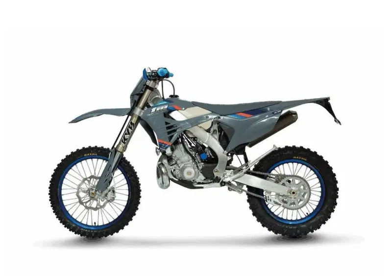 Tm Moto EN 300 EN 300 Fi ES 2T (2026) (3)