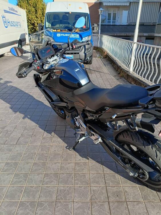 Bmw F 900 XR (2025) (3)