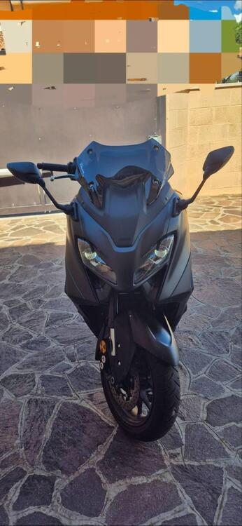 Yamaha T-Max 560 (2022 - 24) (4)