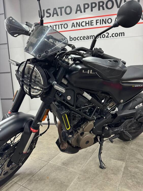 Husqvarna Svartpilen 401 (2021 - 23) (2)