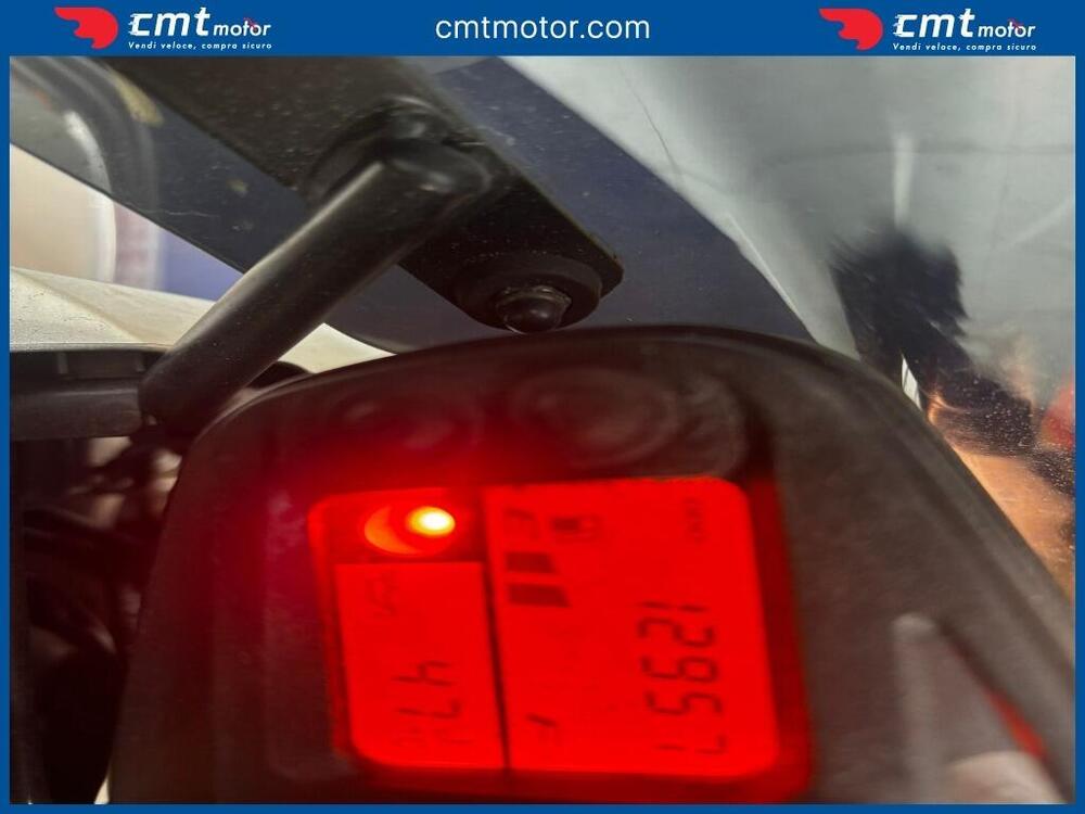 Suzuki GSR 600 (2006 - 11) (5)