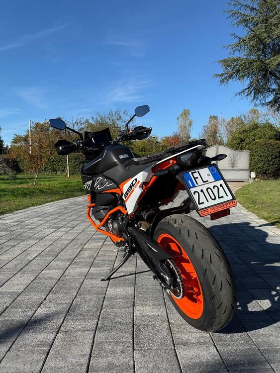 KTM 890 SMT (2023 - 26) (4)