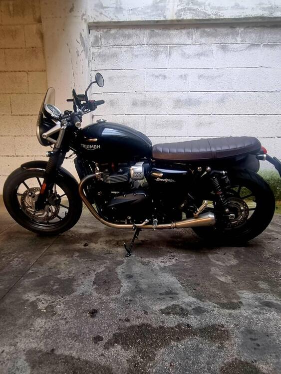 Triumph Street Twin 900 (2016)