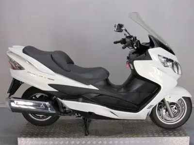 Suzuki Burgman AN 400 (2008 - 13) usata