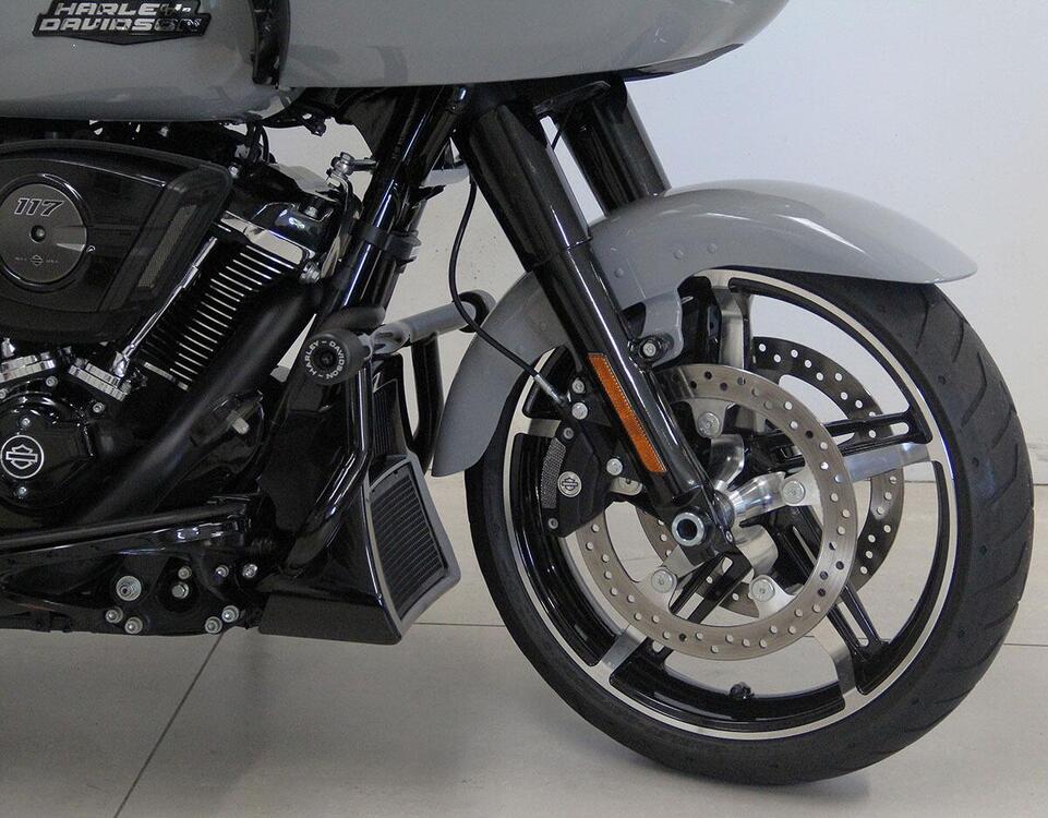 Harley-Davidson Road Glide (2024 - 25) (2)