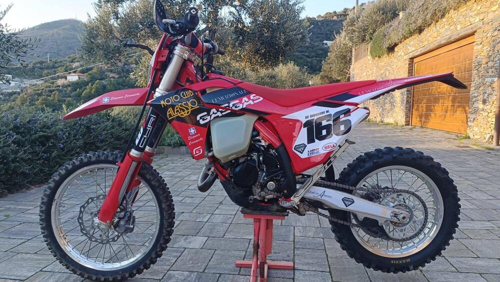 GASGAS EC 125 (2025) (2)