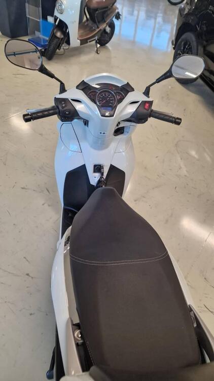 Honda SH 300 i ABS (2016 - 20) (5)