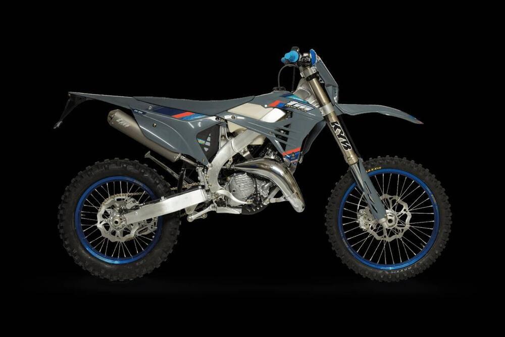 Tm Moto EN 125 ES Fi 2T (2026) (3)