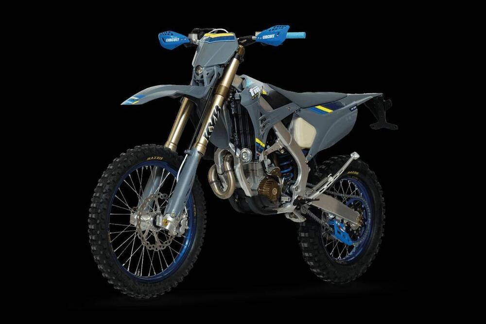 Tm Moto EN 300 ES Fi 4T TM Corse (2026) (2)