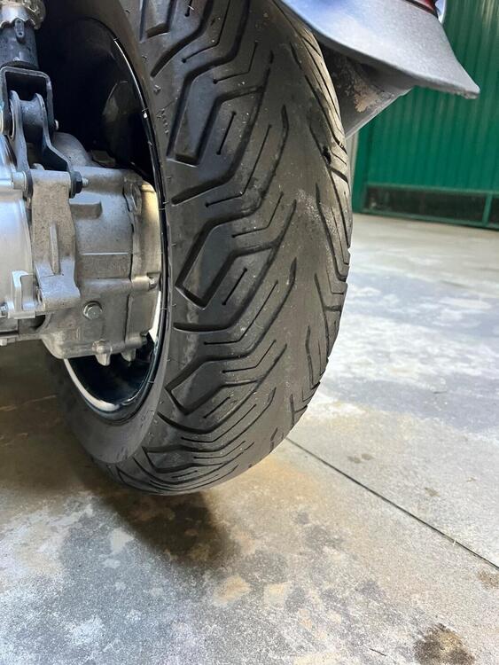 Piaggio Beverly 350 S ABS (2019 - 20) (4)