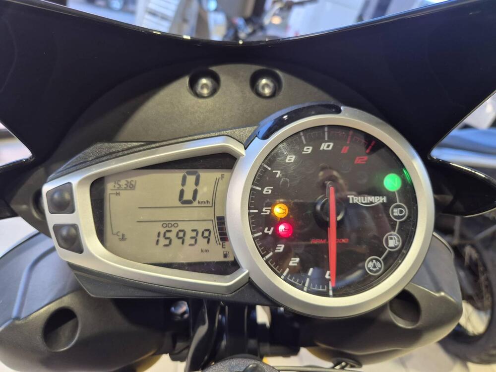 Triumph Speed 94 (2015) (4)
