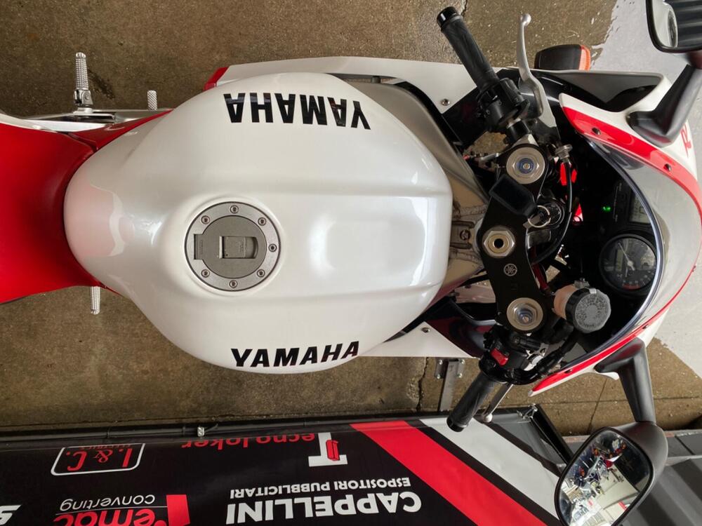 Yamaha YZF R1 (1998 - 99) (2)